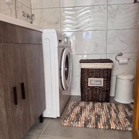 Tsakoniki Filoxenia! דירה